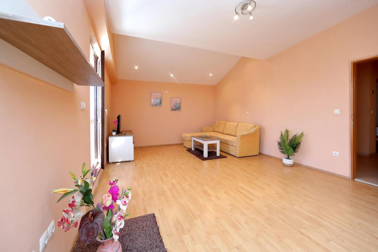 Apartmani Jagoda Bibinje Exterior photo